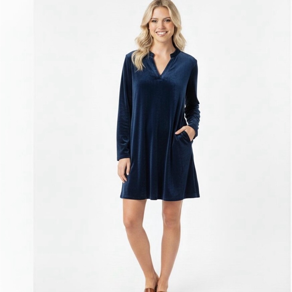 Intro BLACK Velvet Dress